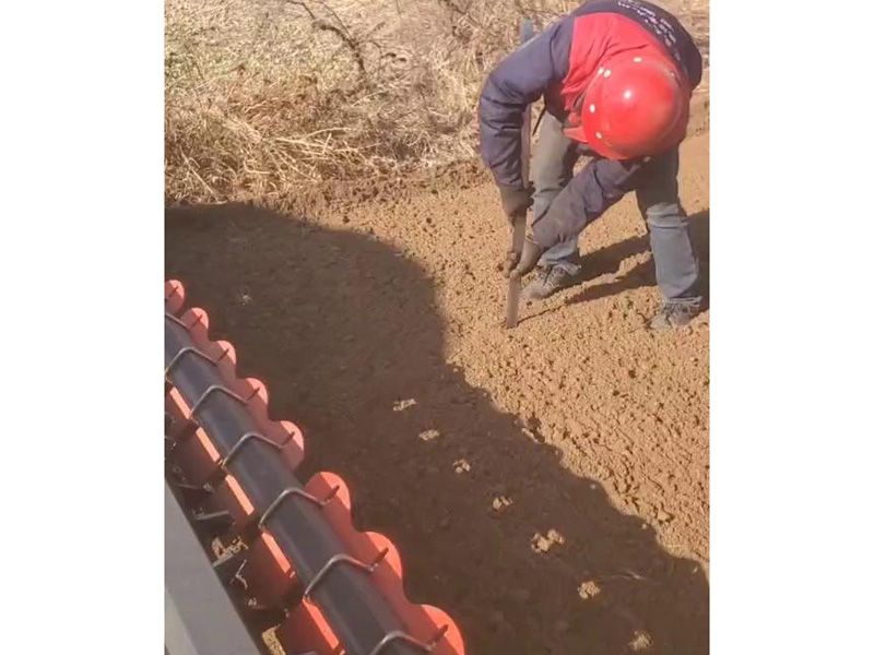 奥龙耕深70cm旋耕机作业录像